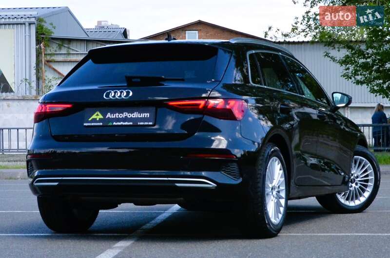 Хэтчбек Audi A3 2021 в Киеве фото 13 Хэтчбек Audi A3 2021 в Киеве