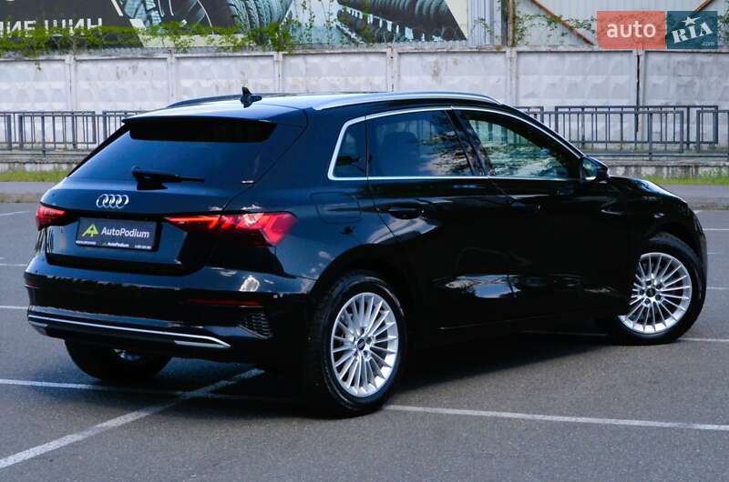 Хэтчбек Audi A3 2021 в Киеве фото 15 Хэтчбек Audi A3 2021 в Киеве