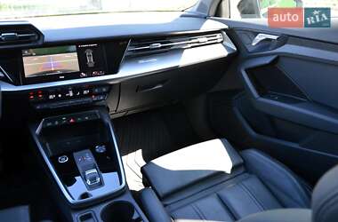 Хетчбек Audi A3 2021 в 