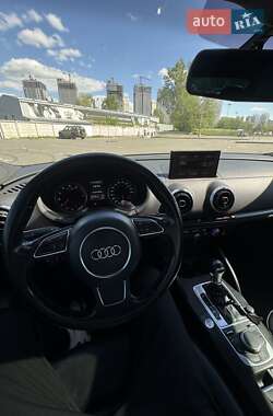 Седан Audi A3 2016 в 