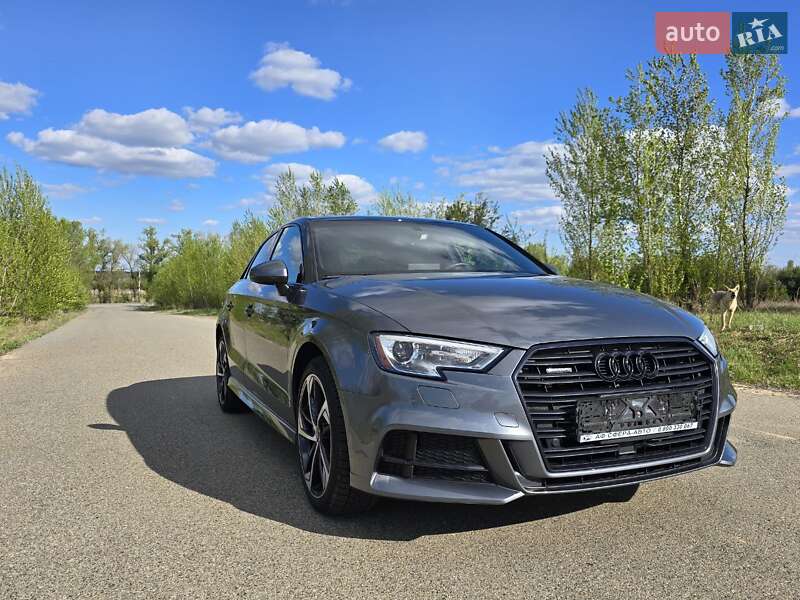Седан Audi A3 2020 в Киеве