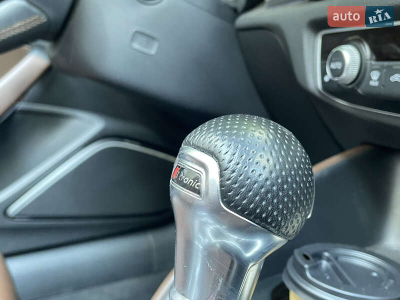Кабриолет Audi A3 2015 в Днепре