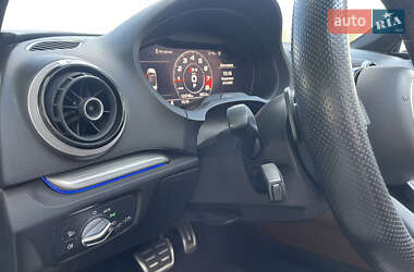 Кабриолет Audi A3 2015 в 