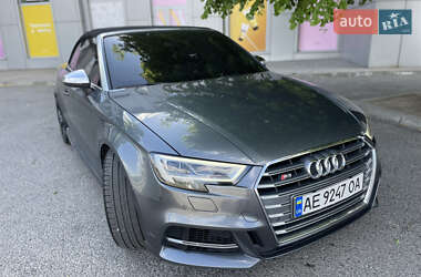 Кабриолет Audi A3 2015 в 