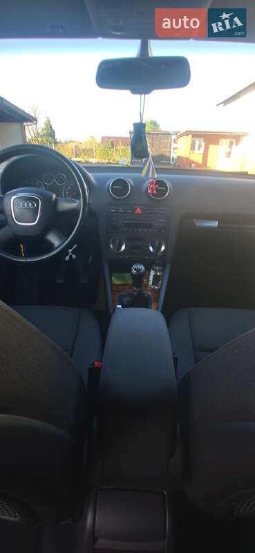 Хэтчбек Audi A3 2005 в Шепетовке