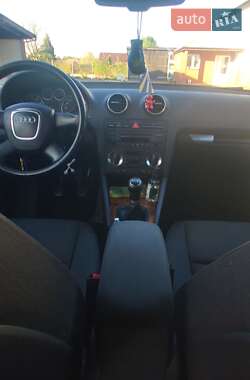Хетчбек Audi A3 2005 в 
