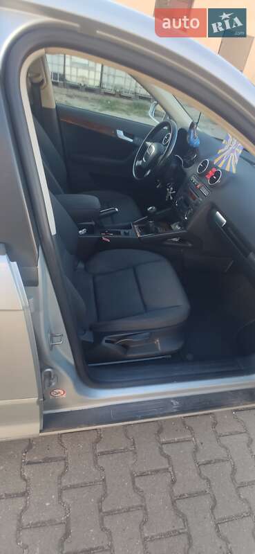 Хэтчбек Audi A3 2005 в Шепетовке