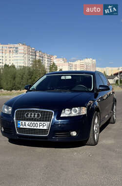 Хэтчбек Audi A3 2006 в 