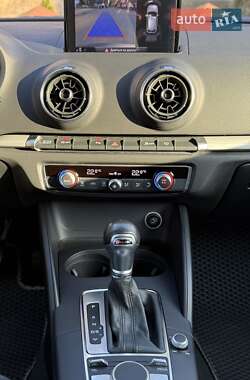 Хэтчбек Audi A3 2019 в 