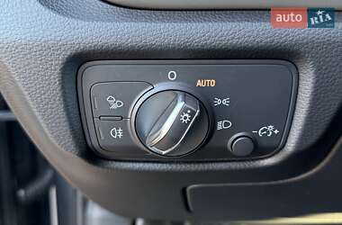 Хэтчбек Audi A3 2019 в 