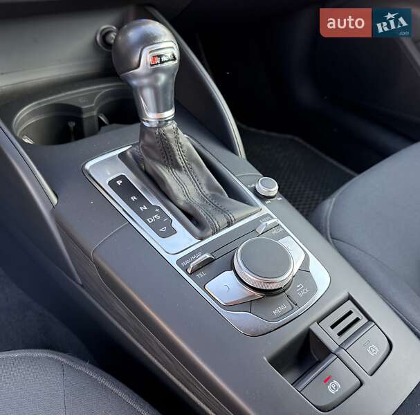 Хетчбек Audi A3 2019 в Львові