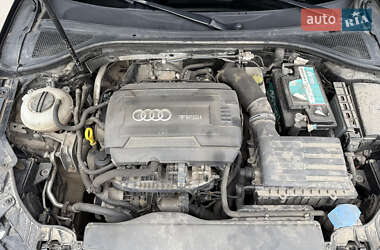 Седан Audi A3 2015 в 
