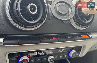 Седан Audi A3 2015 в 