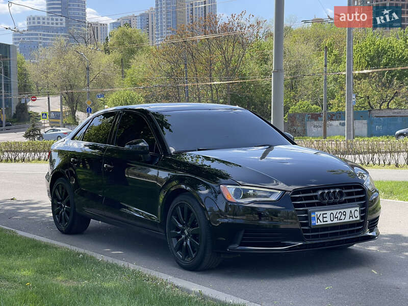 Седан Audi A3 2014 в 