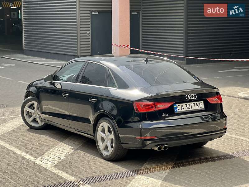 Седан Audi A3 2014 в Киеве
