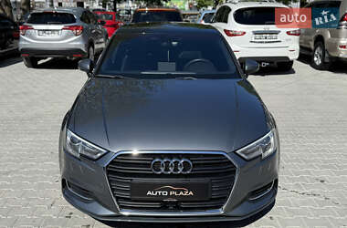 Седан Audi A3 2019 в 