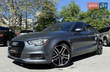 Седан Audi A3 2019 в 