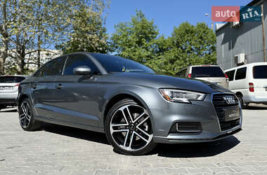Седан Audi A3 2019 в 