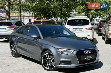 Седан Audi A3 2019 в 