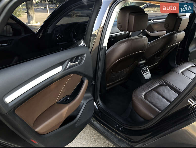 Седан Audi A3 2014 в Николаеве
