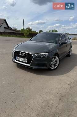 Седан Audi A3 2019 в 