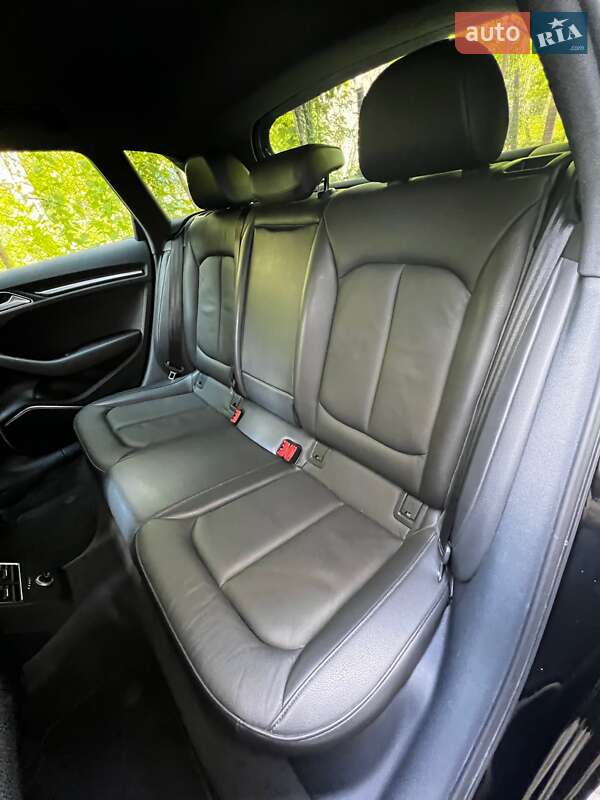 Хетчбек Audi A3 2018 в Львові