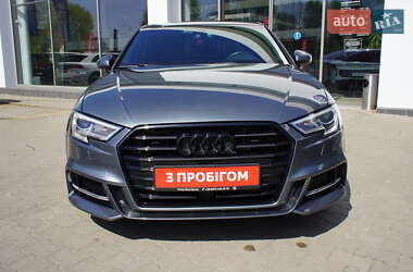 Седан Audi A3 2017 в 
