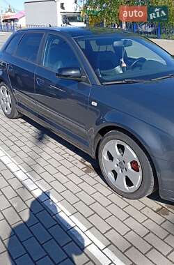 Хэтчбек Audi A3 2007 в 