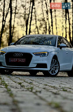 Хетчбек Audi A3 2020 в Трускавці