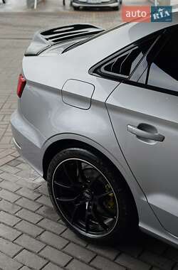 Седан Audi A3 2016 в 