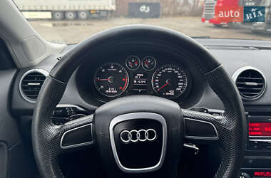 Хэтчбек Audi A3 2009 в 