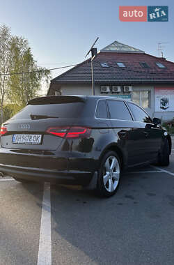 Хэтчбек Audi A3 2015 в 
