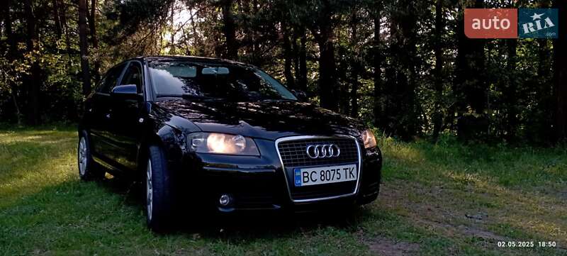 Хэтчбек Audi A3 2005 в Жовкве