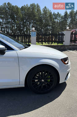 Кабриолет Audi A3 2015 в 