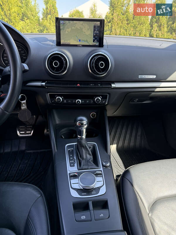 Кабріолет Audi A3 2015 в Києві