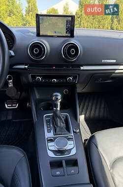Кабриолет Audi A3 2015 в 