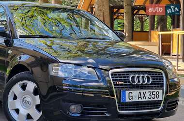 Хэтчбек Audi A3 2005 в 