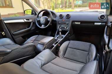 Хэтчбек Audi A3 2005 в 