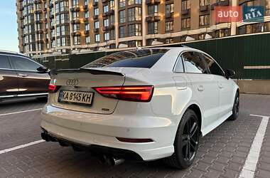 Седан Audi A3 2016 в Киеве