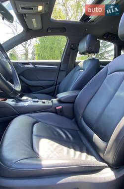 Седан Audi A3 2015 в 