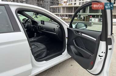 Седан Audi A3 2014 в 