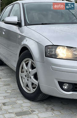 Хэтчбек Audi A3 2007 в 