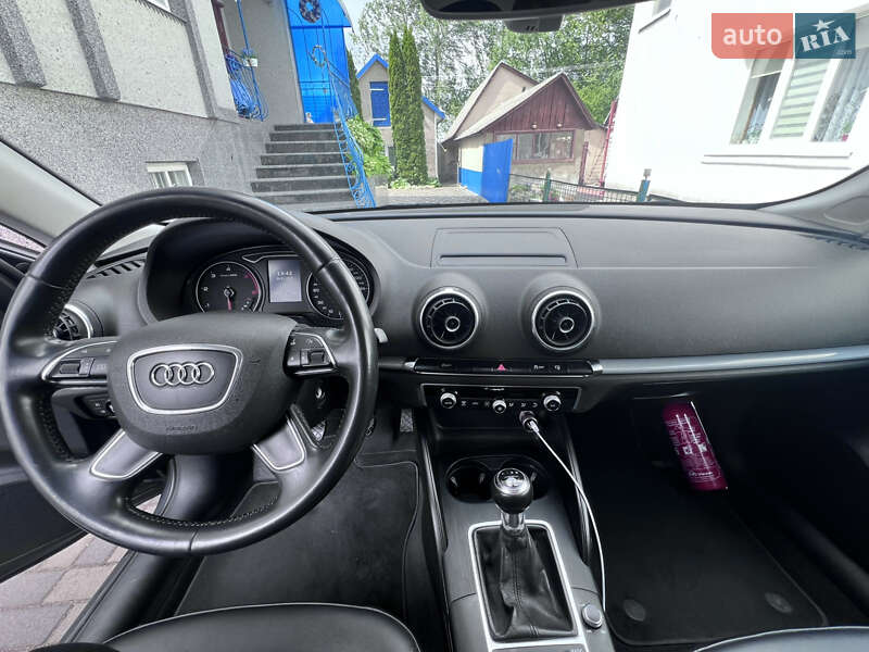 Хетчбек Audi A3 2015 в Горохові