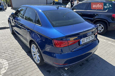 Седан Audi A3 2015 в Дніпрі