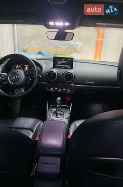 Хэтчбек Audi A3 2016 в 