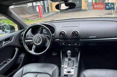 Седан Audi A3 2015 в 