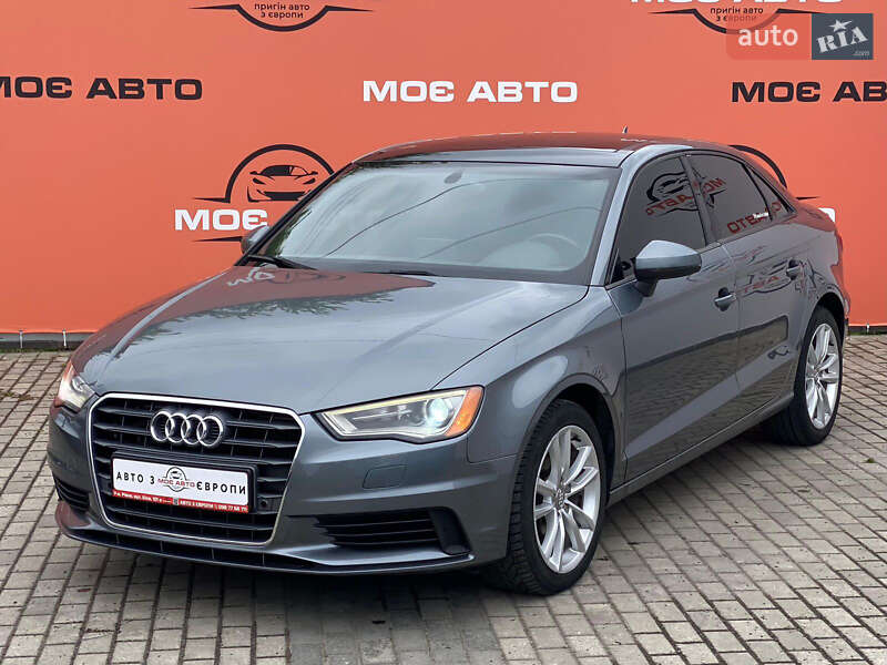 Седан Audi A3 2014 в Рівному