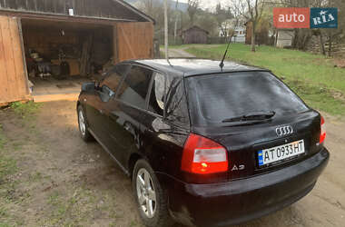 Хэтчбек Audi A3 2002 в 