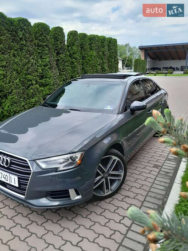 Седан Audi A3 2017 в 