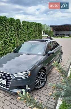 Седан Audi A3 2017 в 